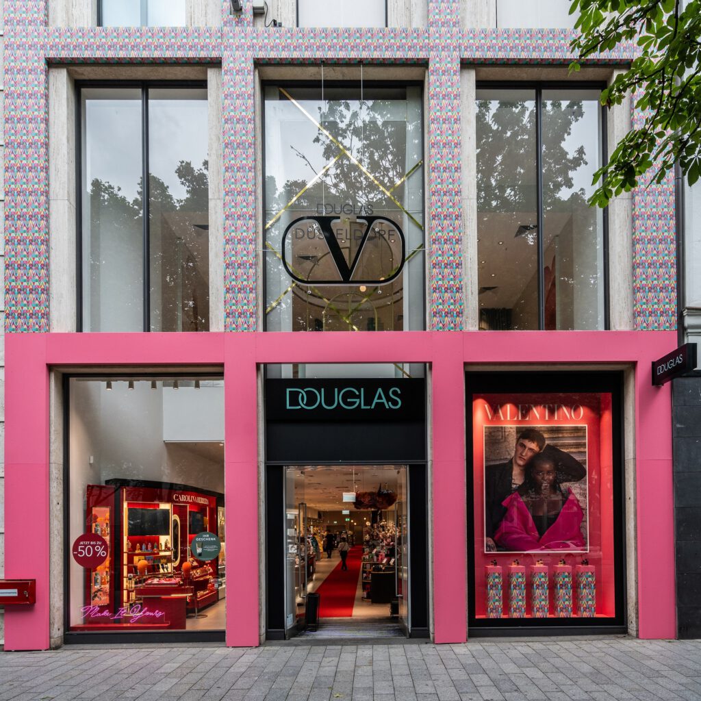 Douglas House of Beauty